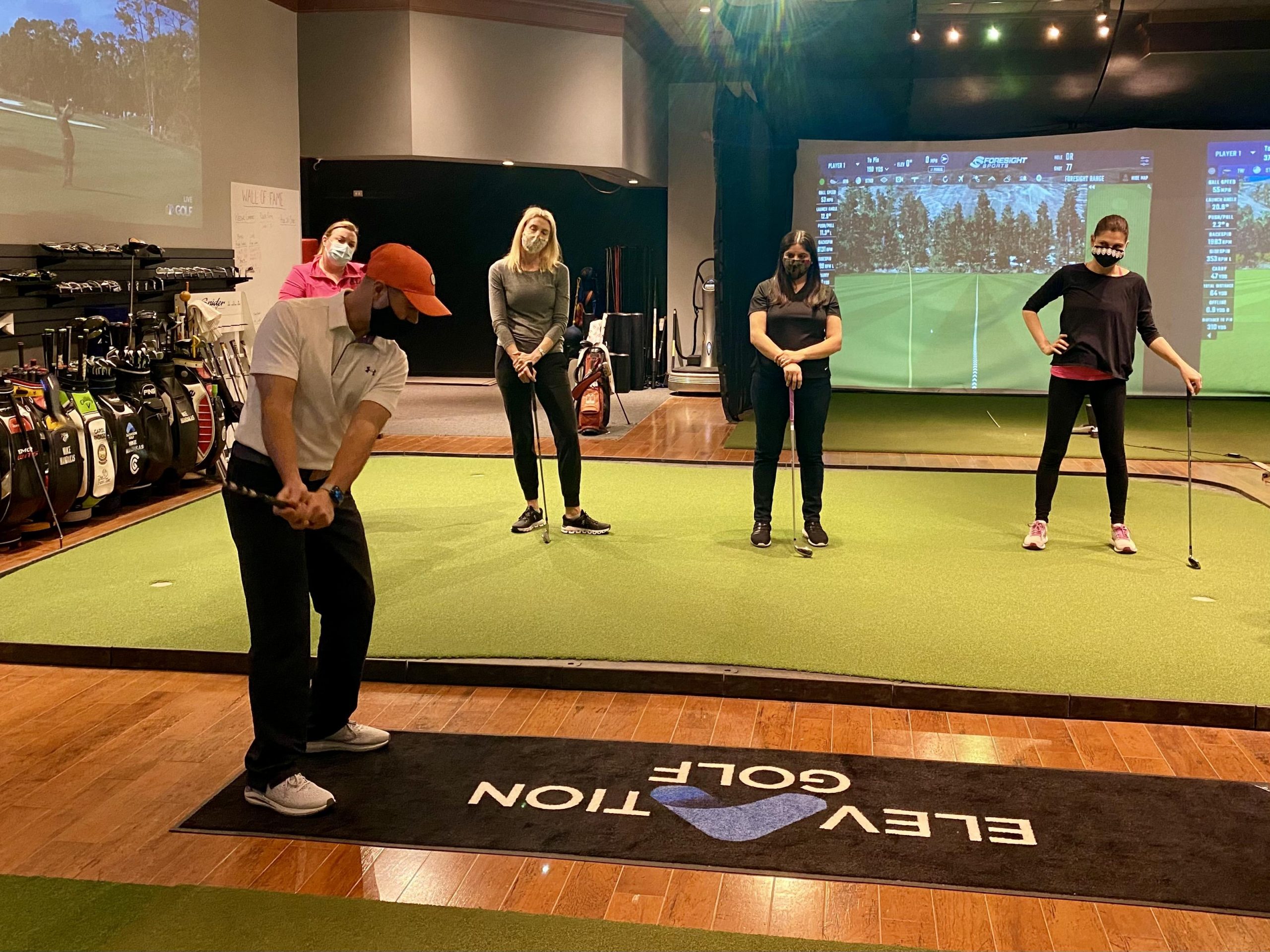 Adult Women's Series Tuesday Morning Indoor Golf Classes